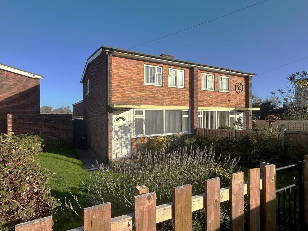 Main image of property: Cranes Lane, Leominster, Herefordshire, HR6 8DH