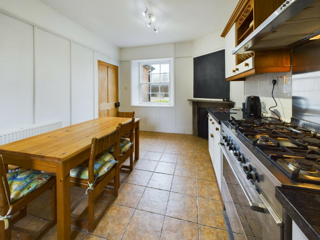 Additional property image - Cottage, Aboyne, AB34