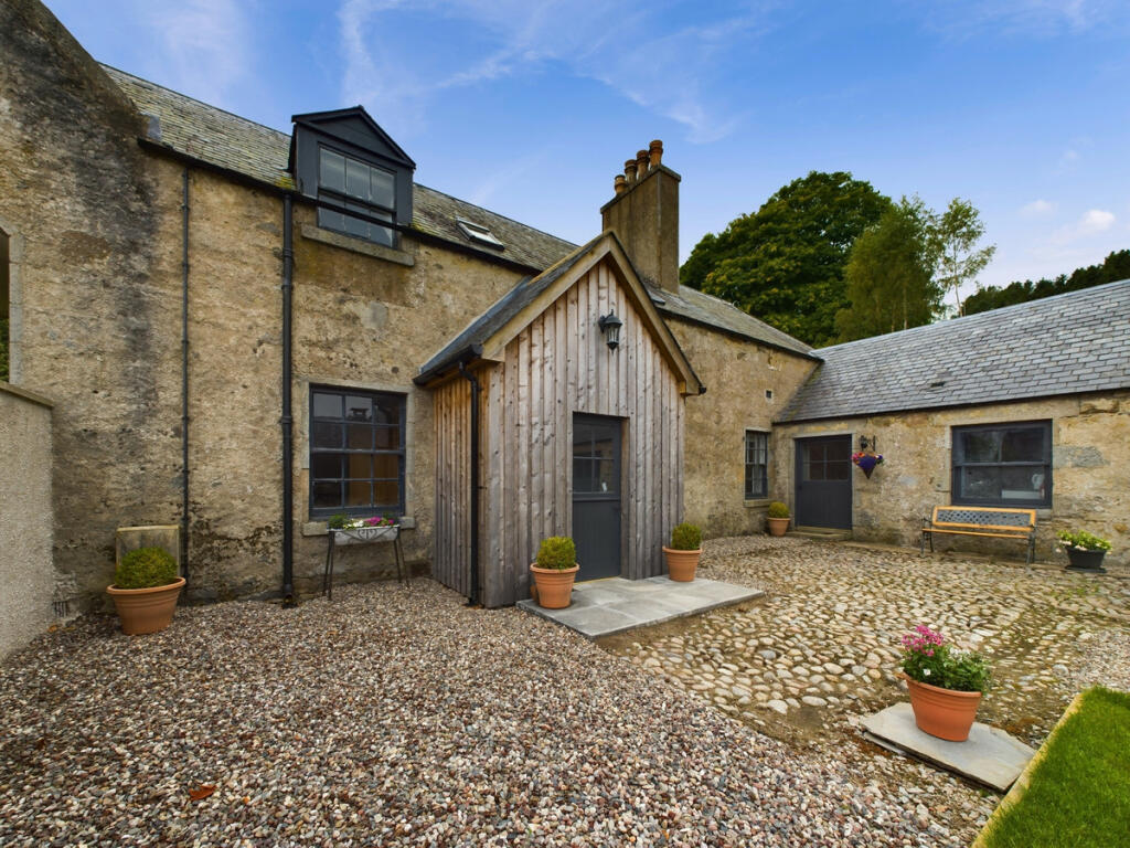 Additional property image - Cottage, Aboyne, AB34
