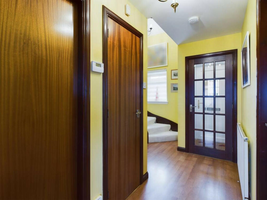 Additional property image - Victoria Gardens, Banff, AB45