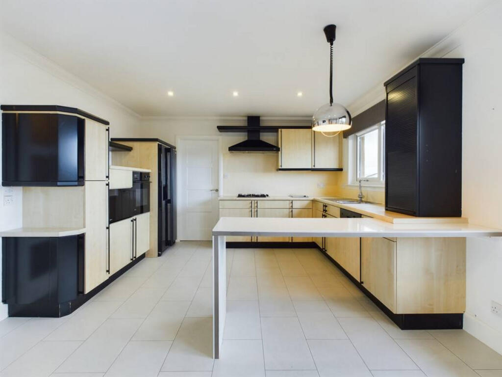 Additional property image - Simpson Place, Macduff, AB44