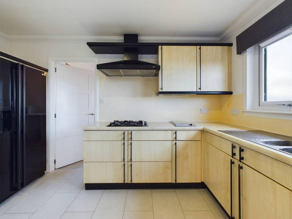 Additional property image - Simpson Place, Macduff, AB44