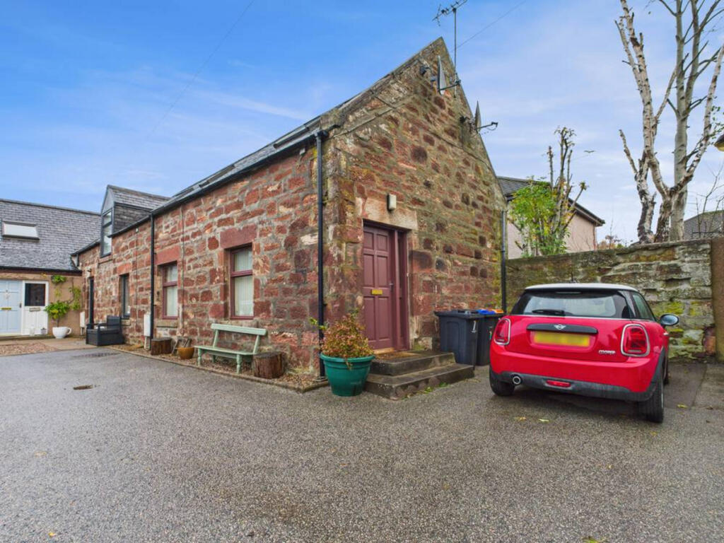 1 bedroom end of terrace house