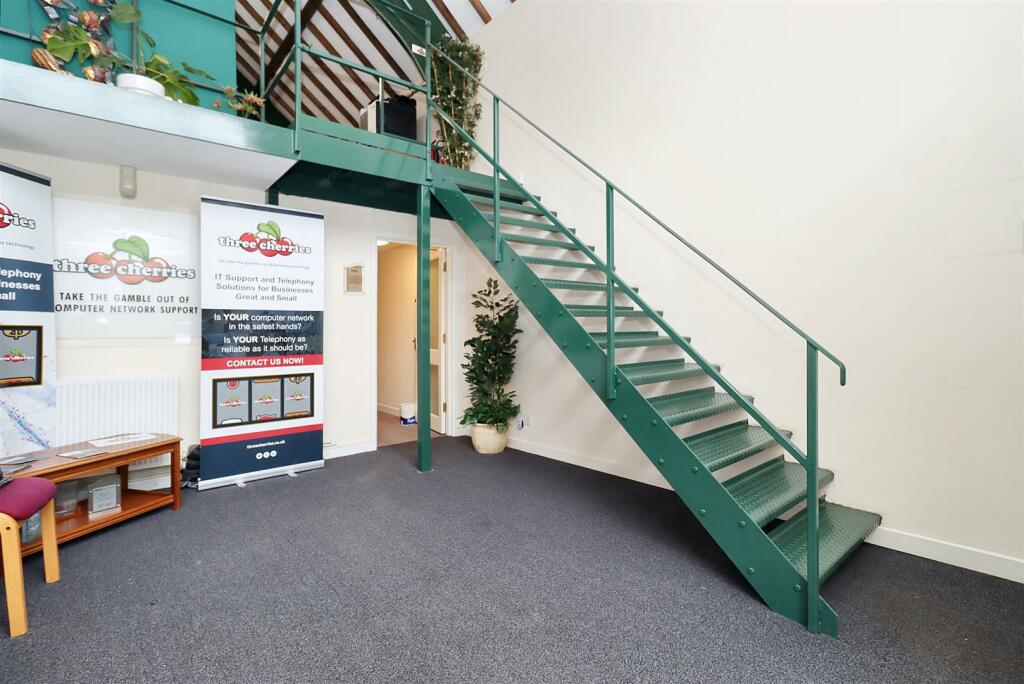 Additional property image - Large office unit in Clevedon