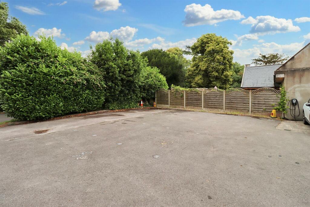 Additional property image - Large office unit in Clevedon