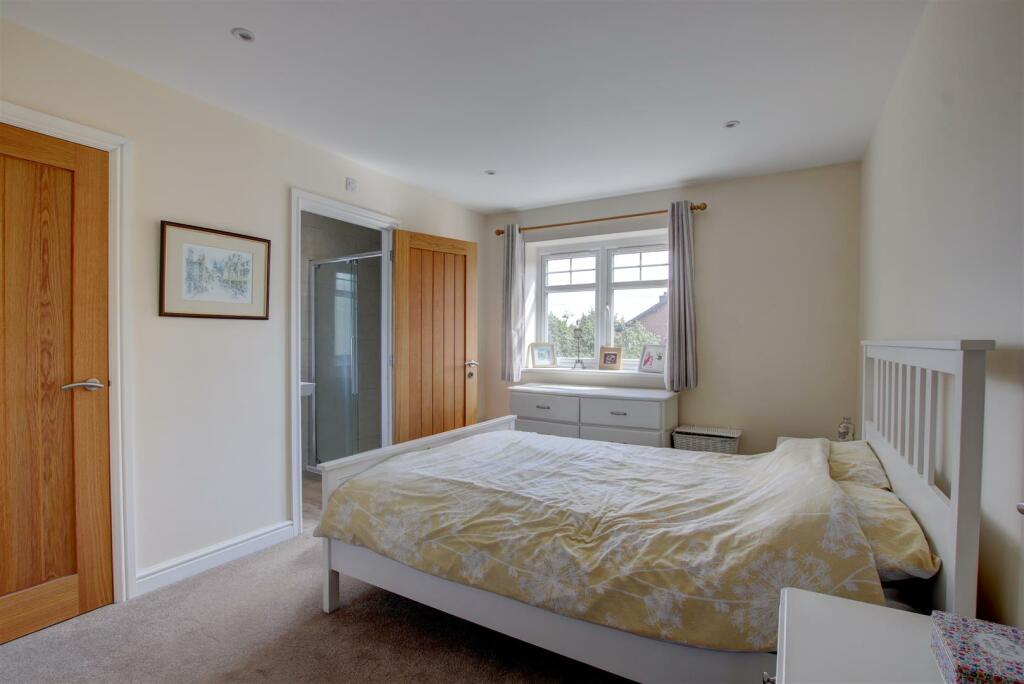 Additional property image - Crooks Lane, Studley