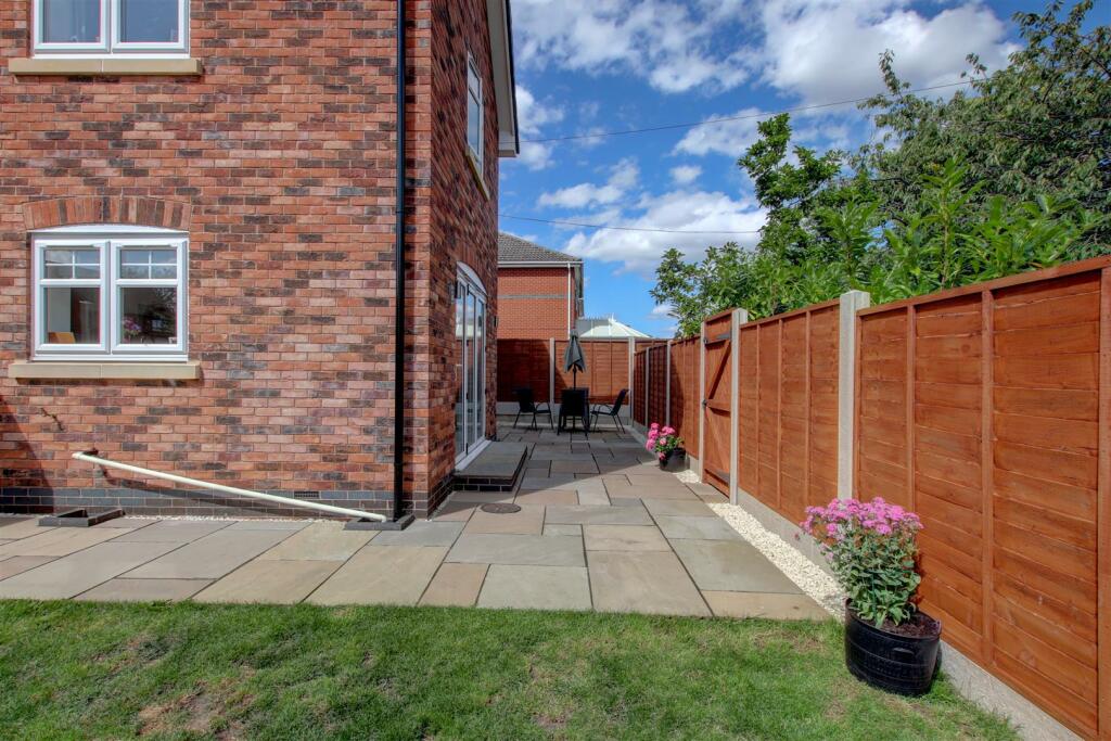 Additional property image - Crooks Lane, Studley