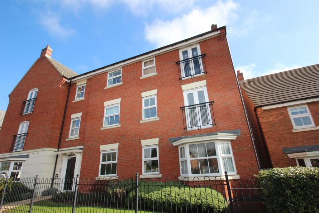 Main image of property: Evesham Road, Headless Cross, Redditch,Worcs