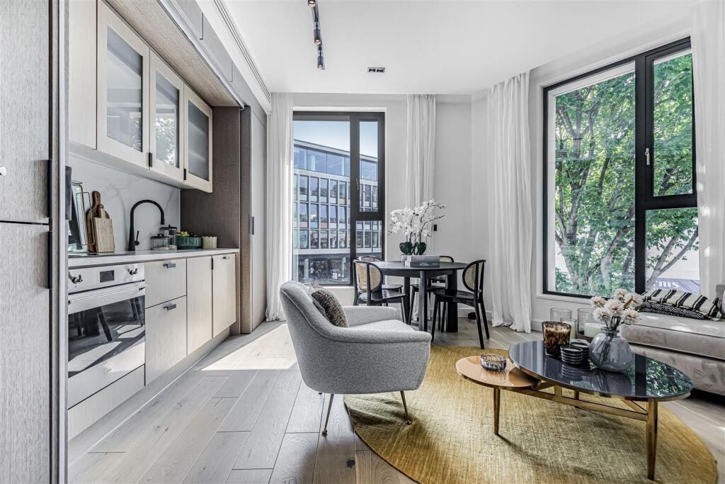 Main image of property: Pembridge Gardens, London