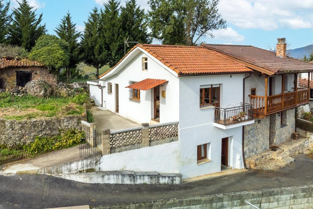 Main image of property: Asturias, Oviedo, Grado