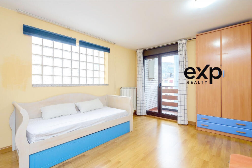Main image of property: Asturias, Oviedo, Oviedo