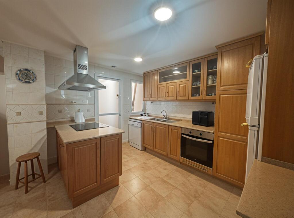 Main image of property: Valencia, Valencia, Puçol