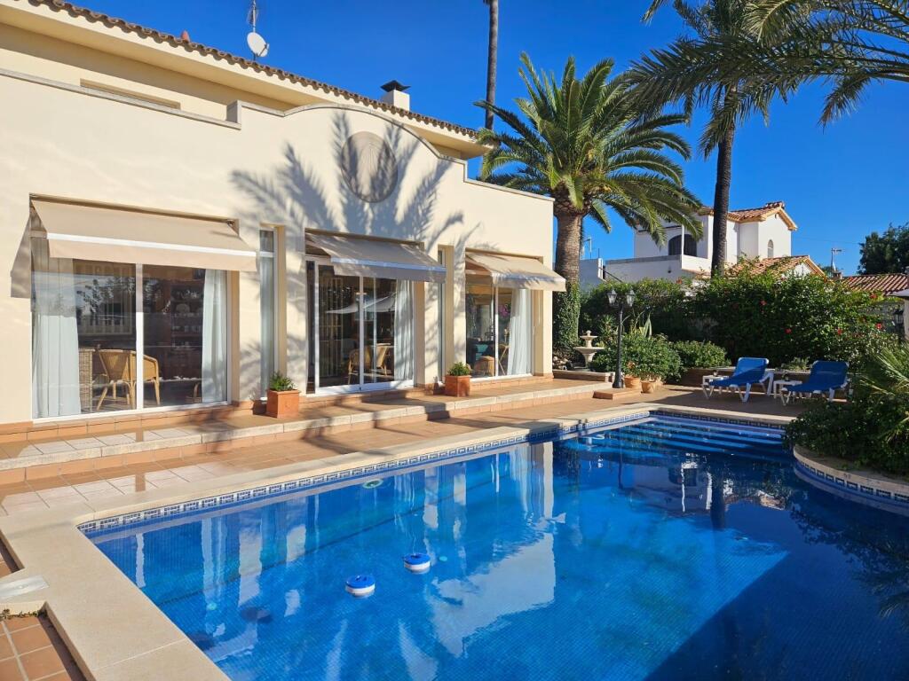 Main image of property: Catalonia, Tarragona, Cambrils