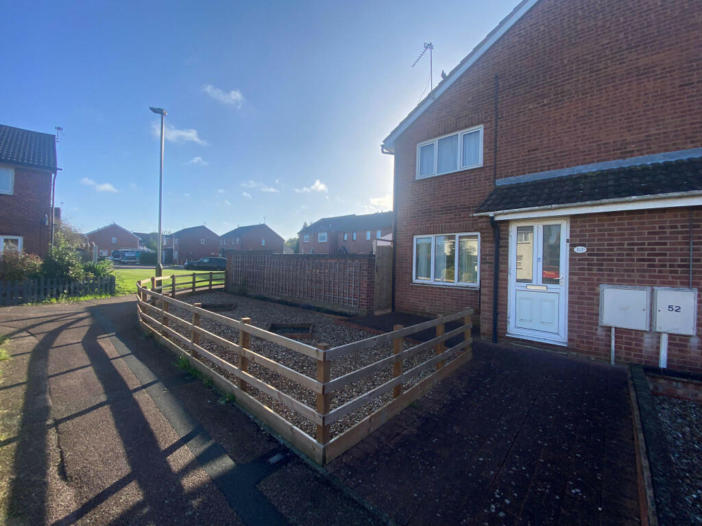 1 bedroom semidetached house for sale in Castle Fields, Leicester, LE4