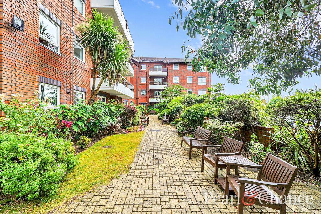 Main image of property: Heathside, Finchley Road, London, NW11