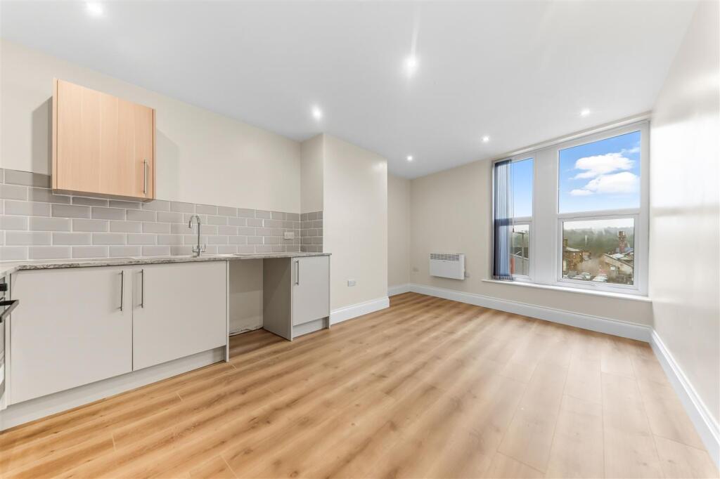 Main image of property: Northgate, Cleckheaton