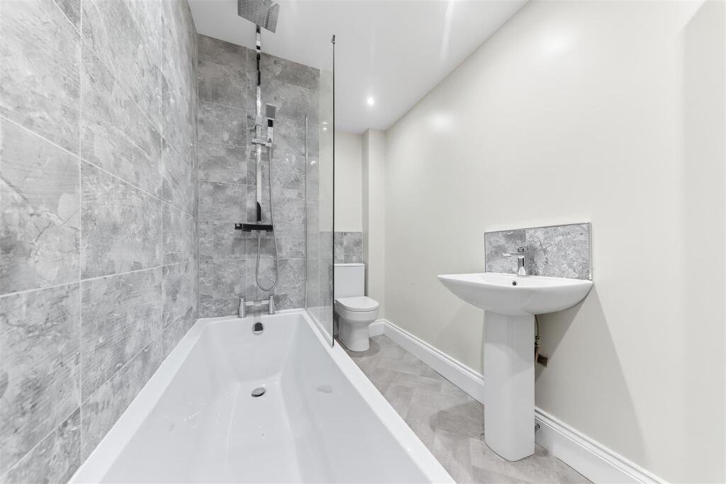 Main image of property: Northgate, Cleckheaton