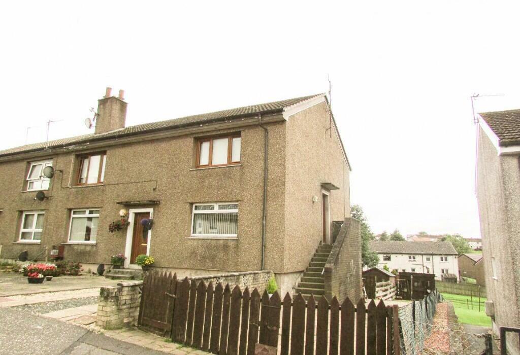 2 bedroom flat for sale in Lime Road, Cumnock, Ayrshire, KA18