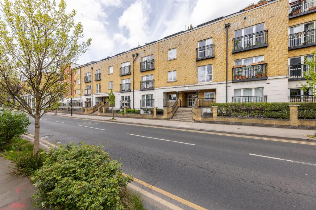 Main image of property: Candle Street, Mile End