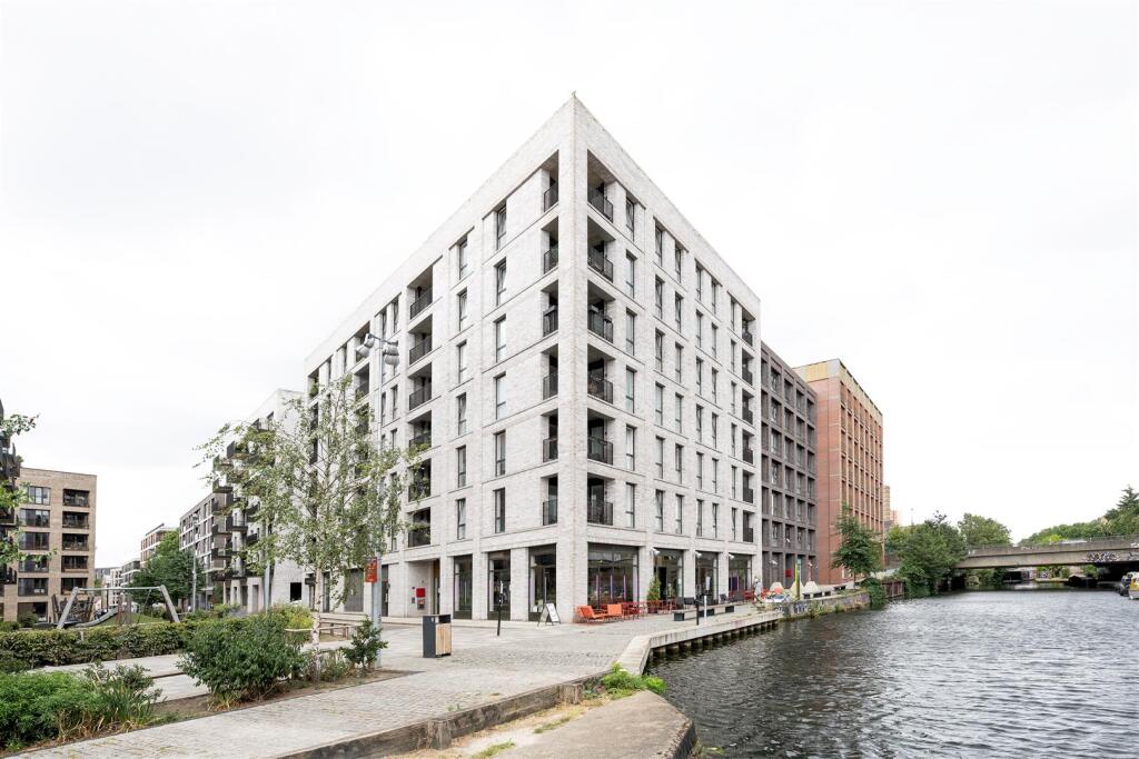 Main image of property: Murdoch street, Hackney Wick