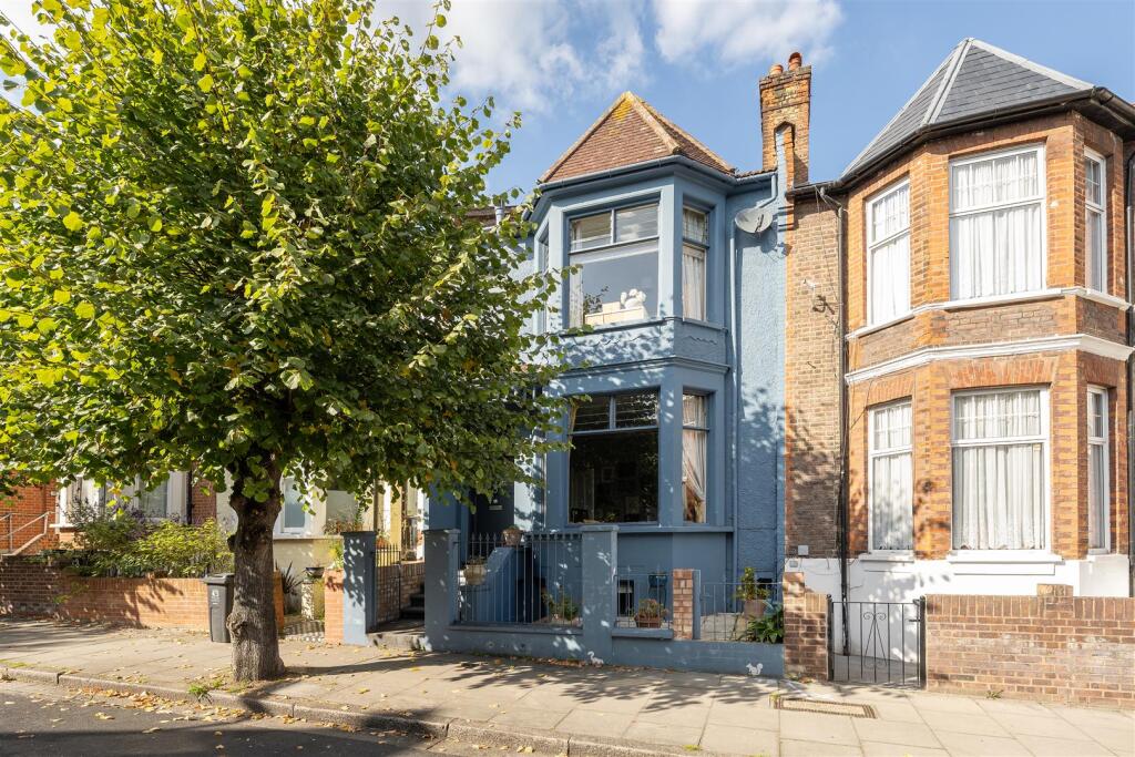 Main image of property: Gunton Road, Hackney