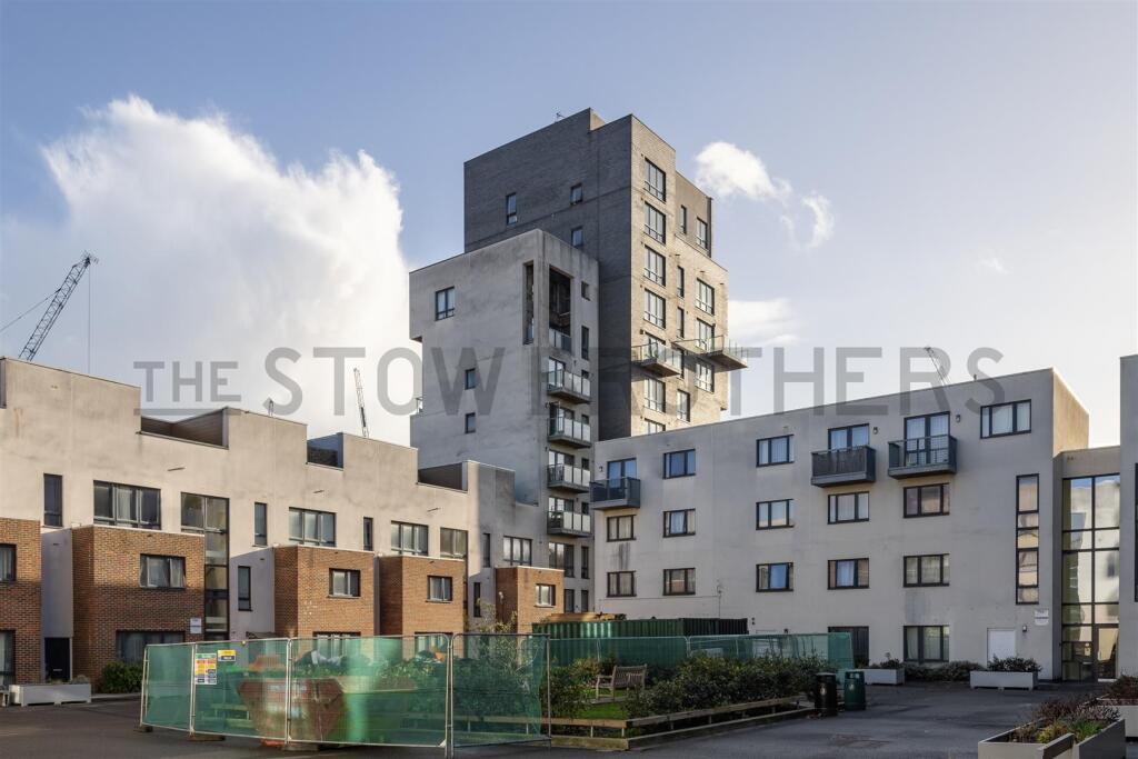 Main image of property: Felstead Street, London