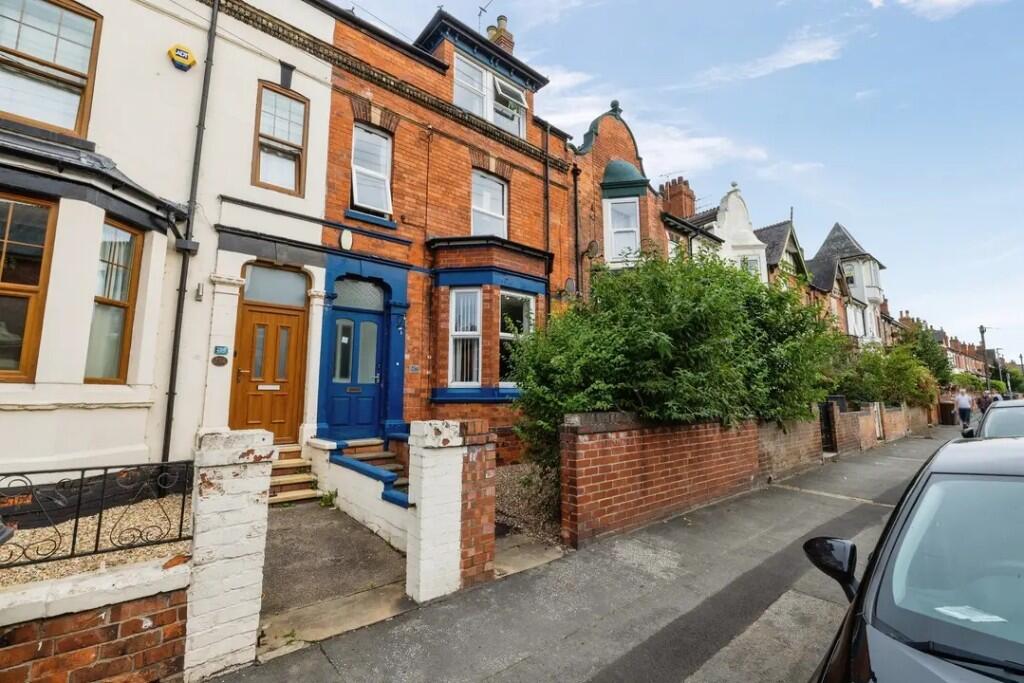 Main image of property: West Parade, Lincoln, LN1