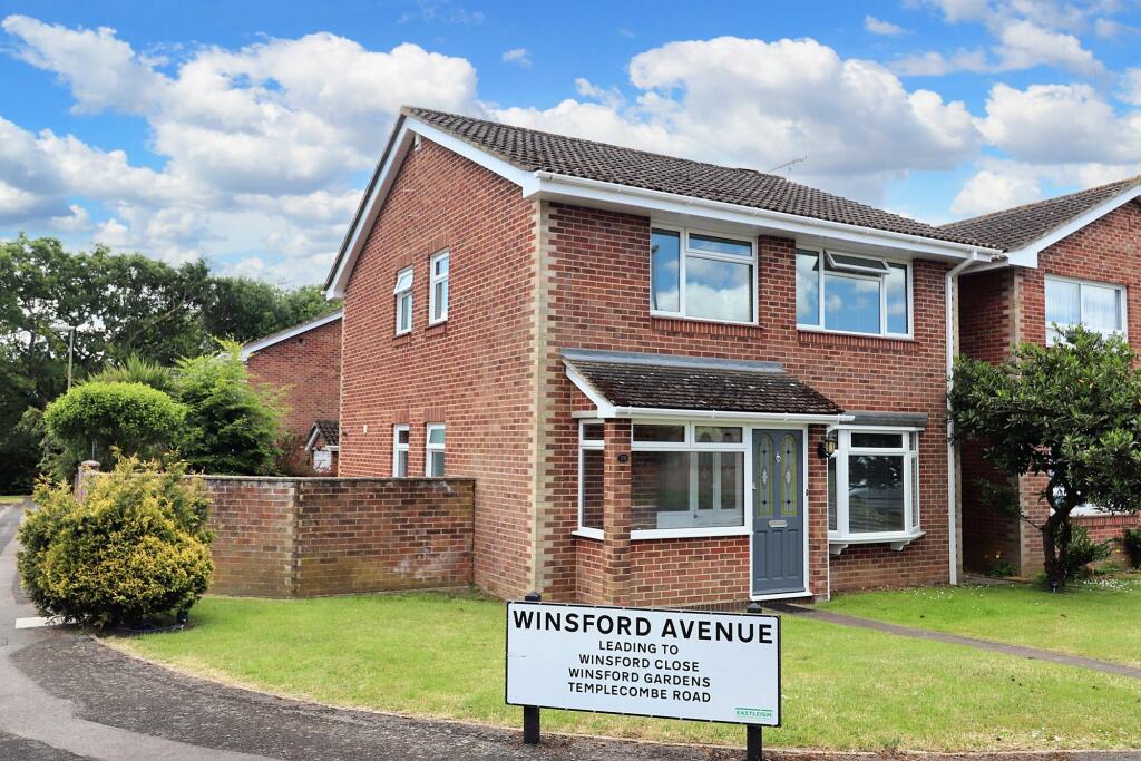 4 bedroom detached house for sale in Winsford Avenue, SO50