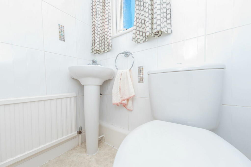 Additional property image - Halifax Road, Cleckheaton, BD19