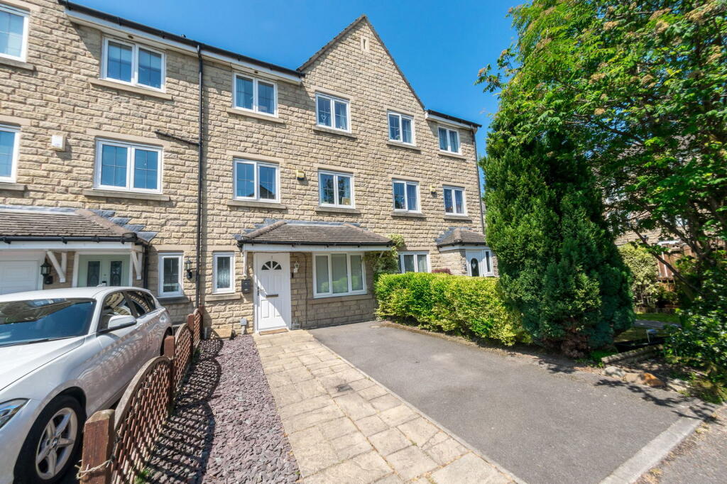 4 bedroom town house