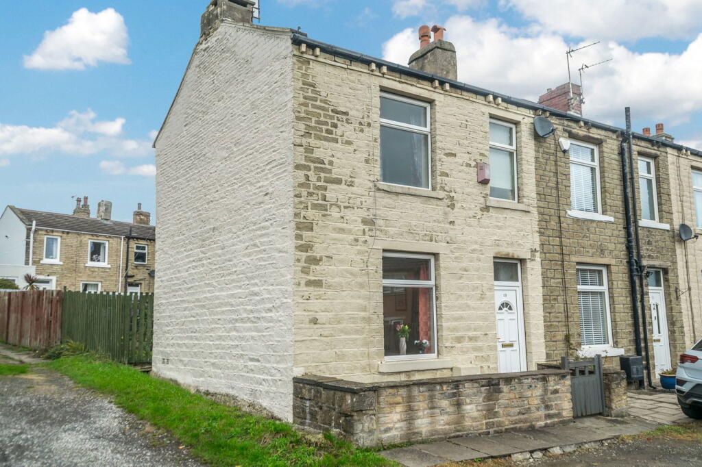 Main image of property: Rawthorpe Lane, Dalton, Huddersfield, HD5