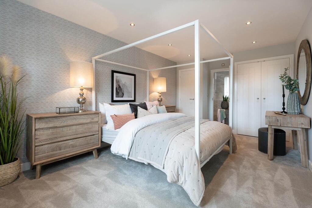 Additional property image - Bullens Green Lane,
Colney Heath,
AL4 0QR