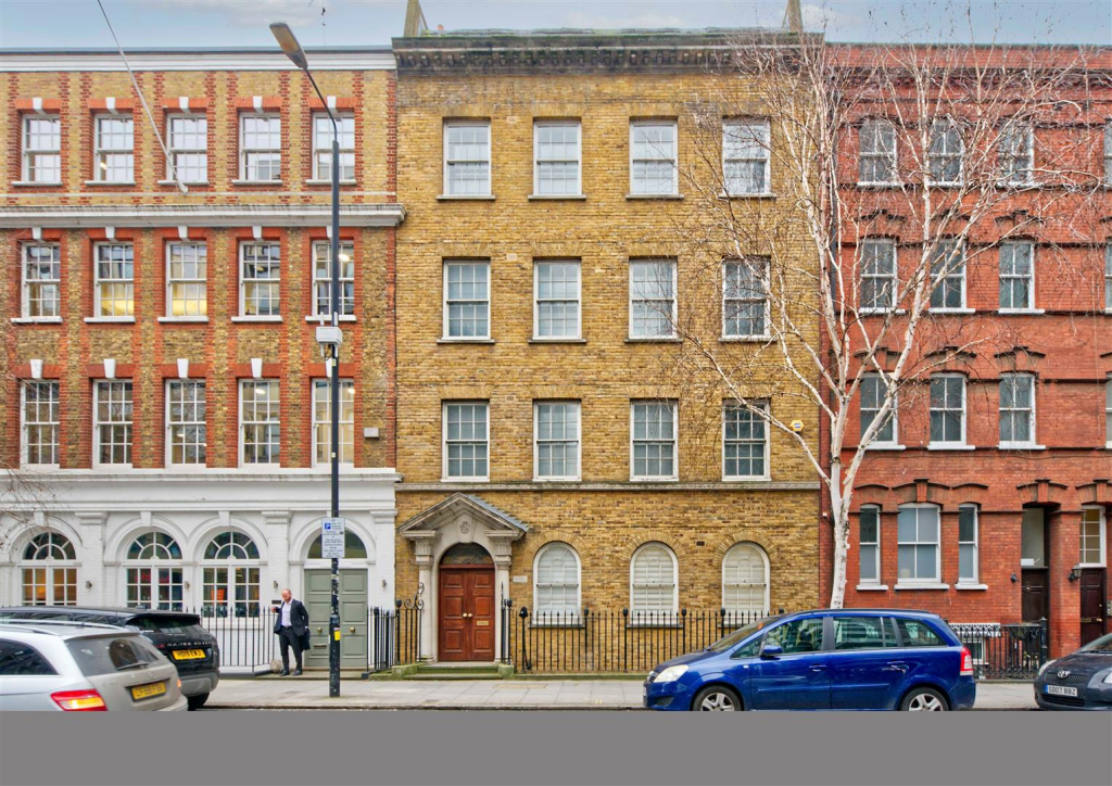 Main image of property: Leman Street, Whitechapel, E1
