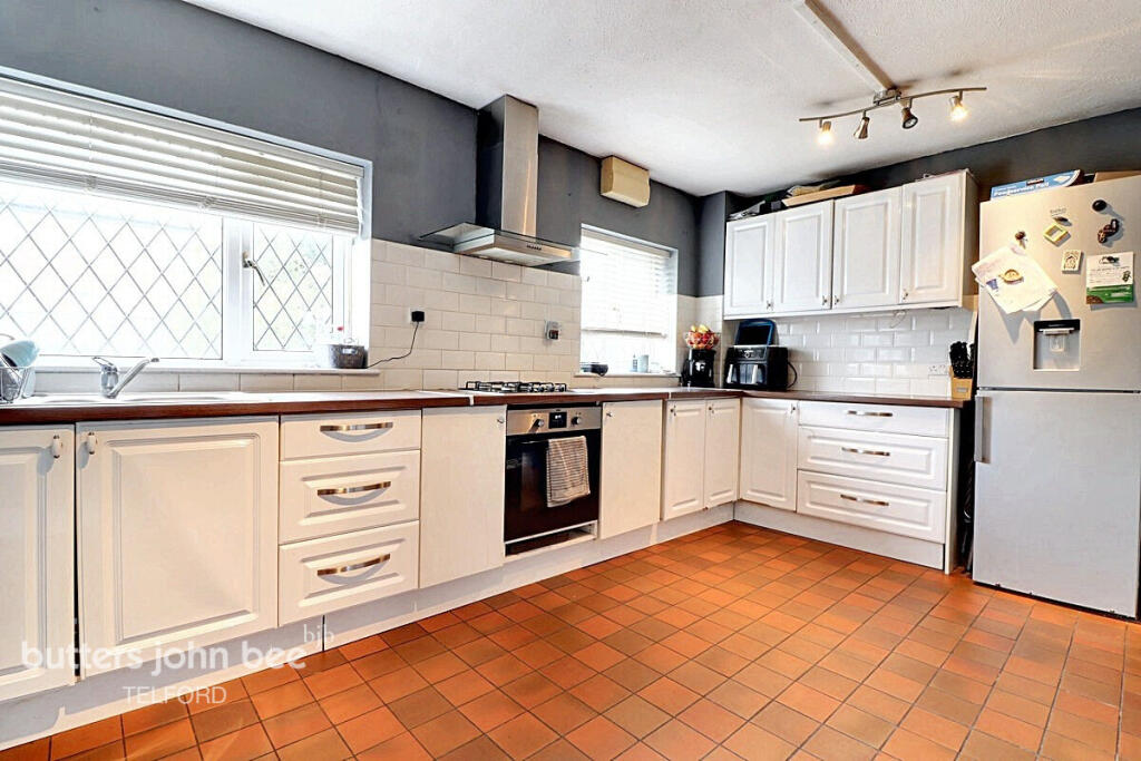 Main image of property: The Crescent, Telford