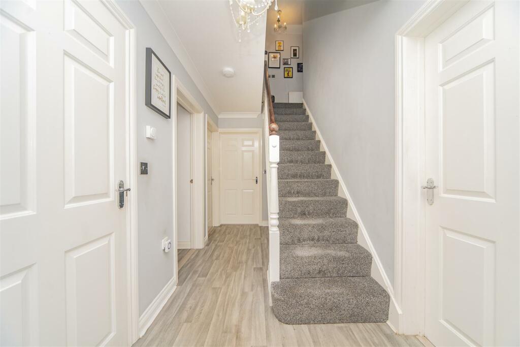 Additional property image - Heol Fioled, Barry
