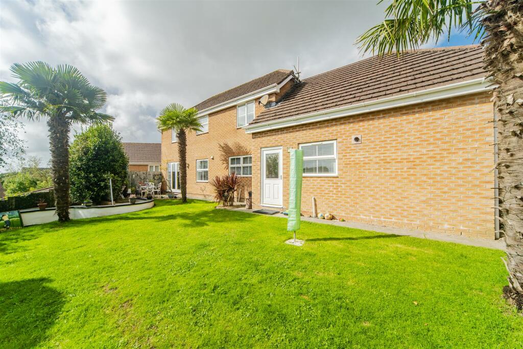 Additional property image - Heol Fioled, Barry