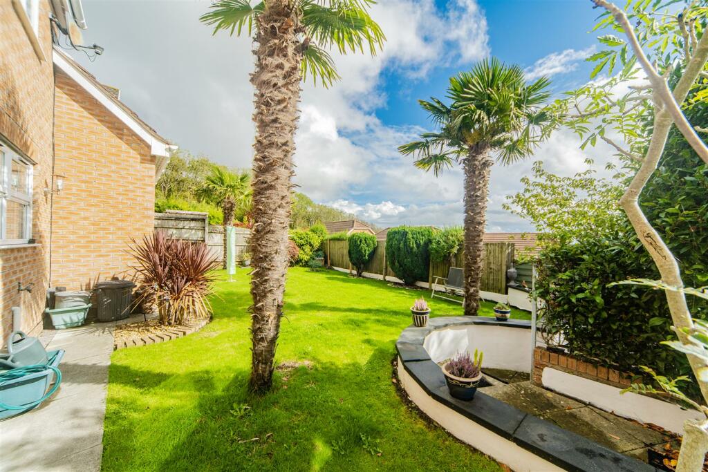 Additional property image - Heol Fioled, Barry