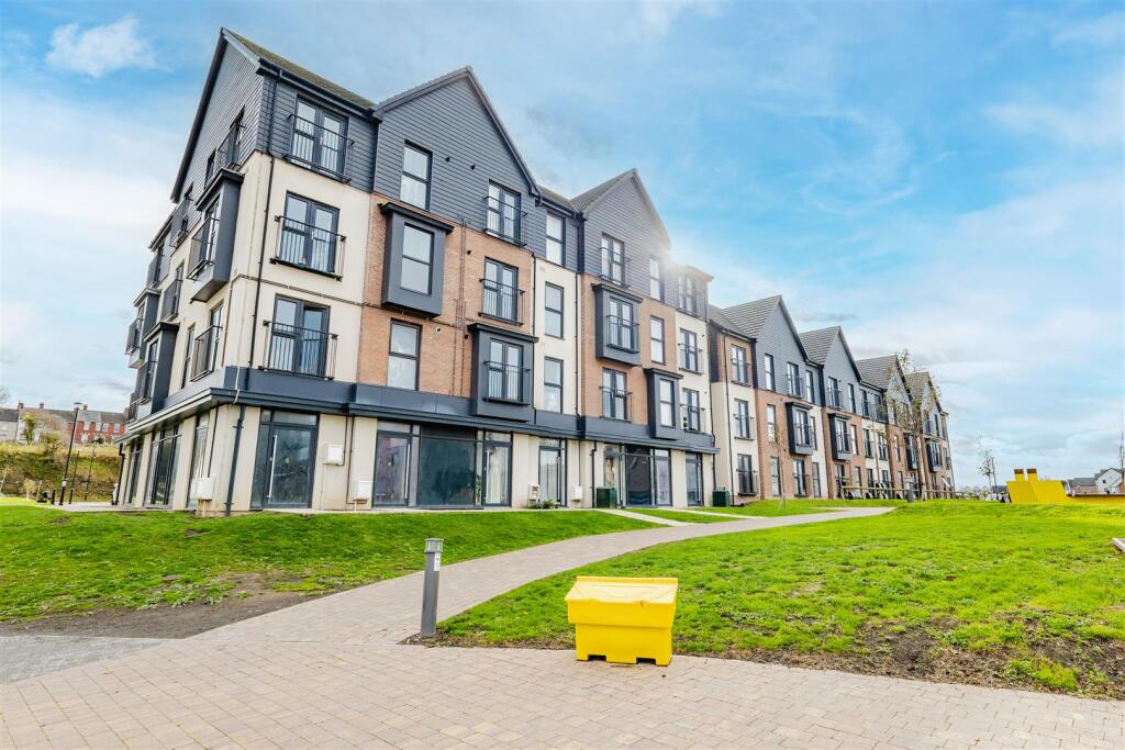 Main image of property: Ffordd Penrhyn, Barry