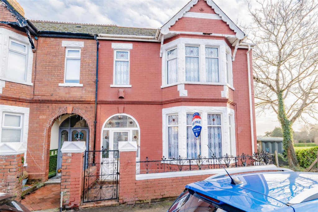 Main image of property: Gladstone Road, Barry