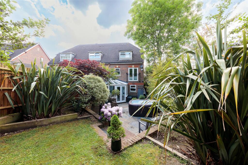 Main image of property: Hazelhurst, Beckenham, BR3