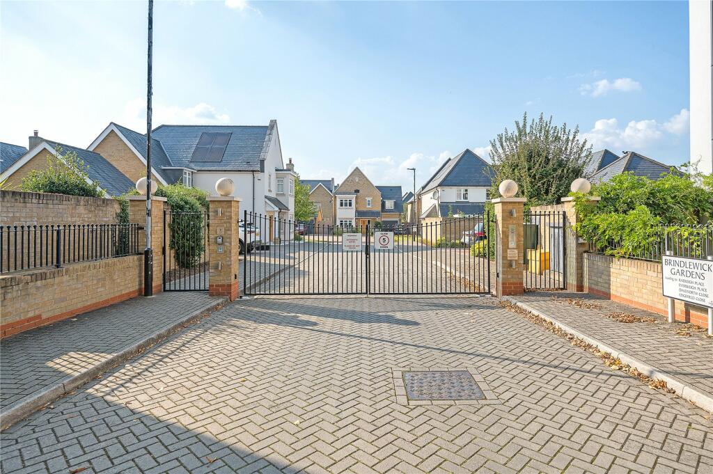 Additional property image - Brindlewick Gardens, Beckenham, BR3