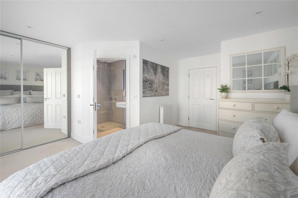 Additional property image - Brindlewick Gardens, Beckenham, BR3