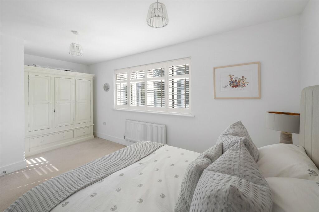 Additional property image - Brindlewick Gardens, Beckenham, BR3