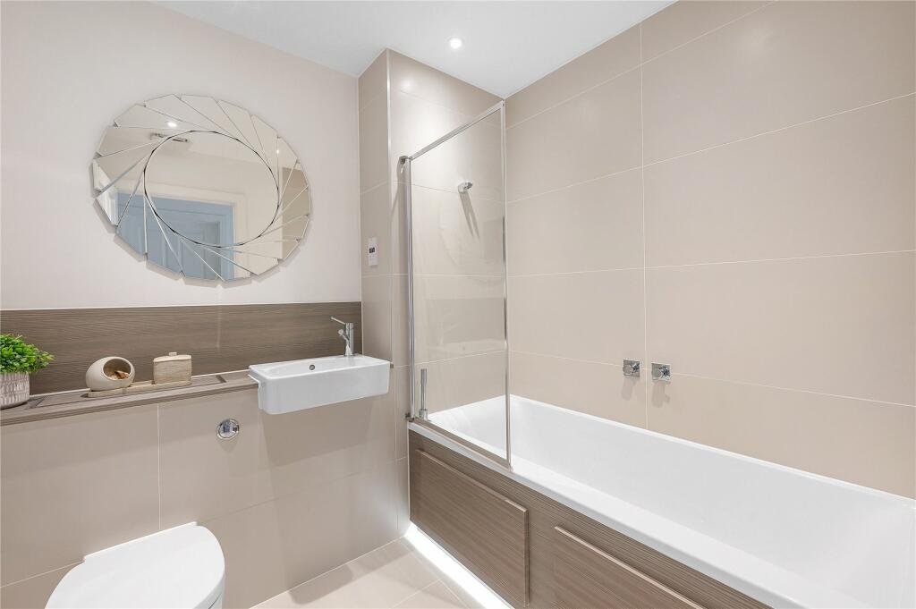 Additional property image - Brindlewick Gardens, Beckenham, BR3
