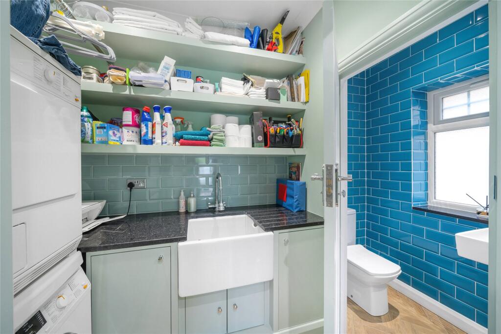 Additional property image - Valley Walk, Croydon, CR0