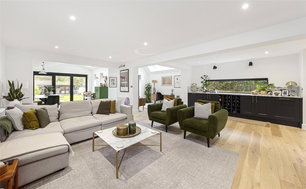 Additional property image - Scotts Lane, Bromley, BR2