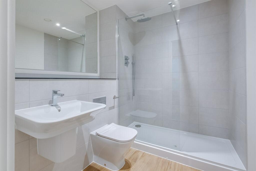 Additional property image - South Central, B5