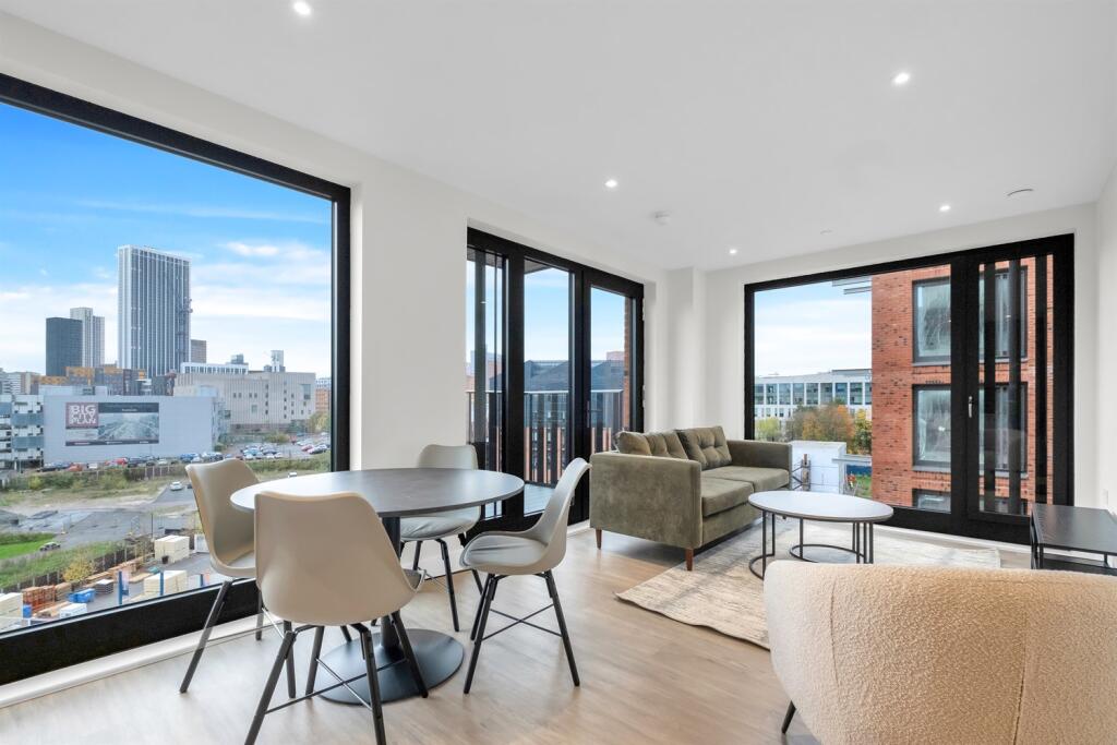 Main image of property: Belmont Wharf, Glasswater Locks, B4