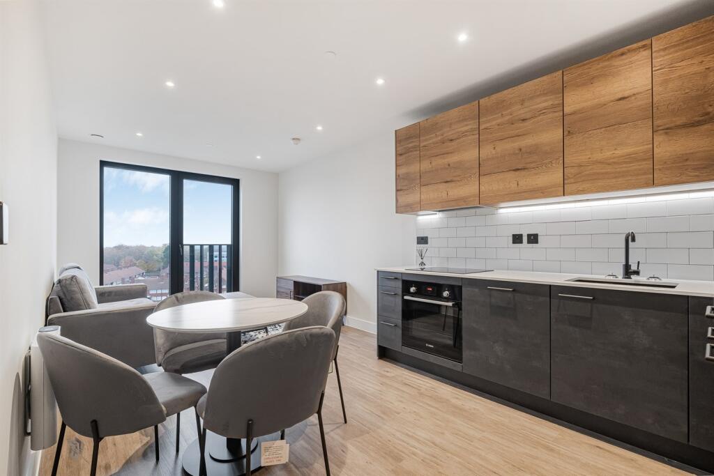 Main image of property: Belmont Wharf, Glasswater Locks, B4