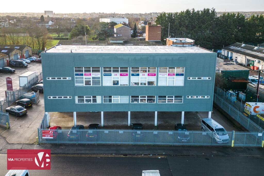 Main image of property: Plumpton Road, Hoddesdon, EN11